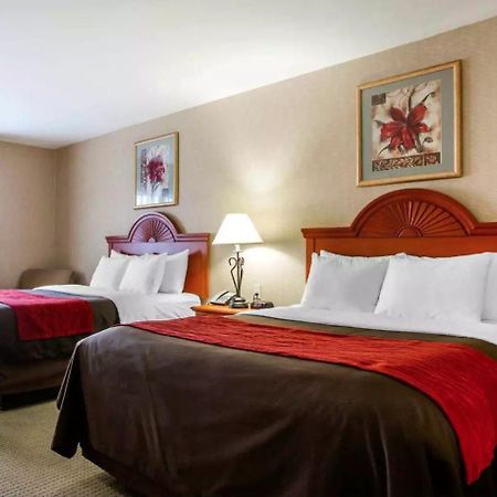 Akwesasne Mohawk Casino Resort And Players Inn Hotel -Formerly Comfort Inn And Suites Hogansburg Ny Exteriör bild