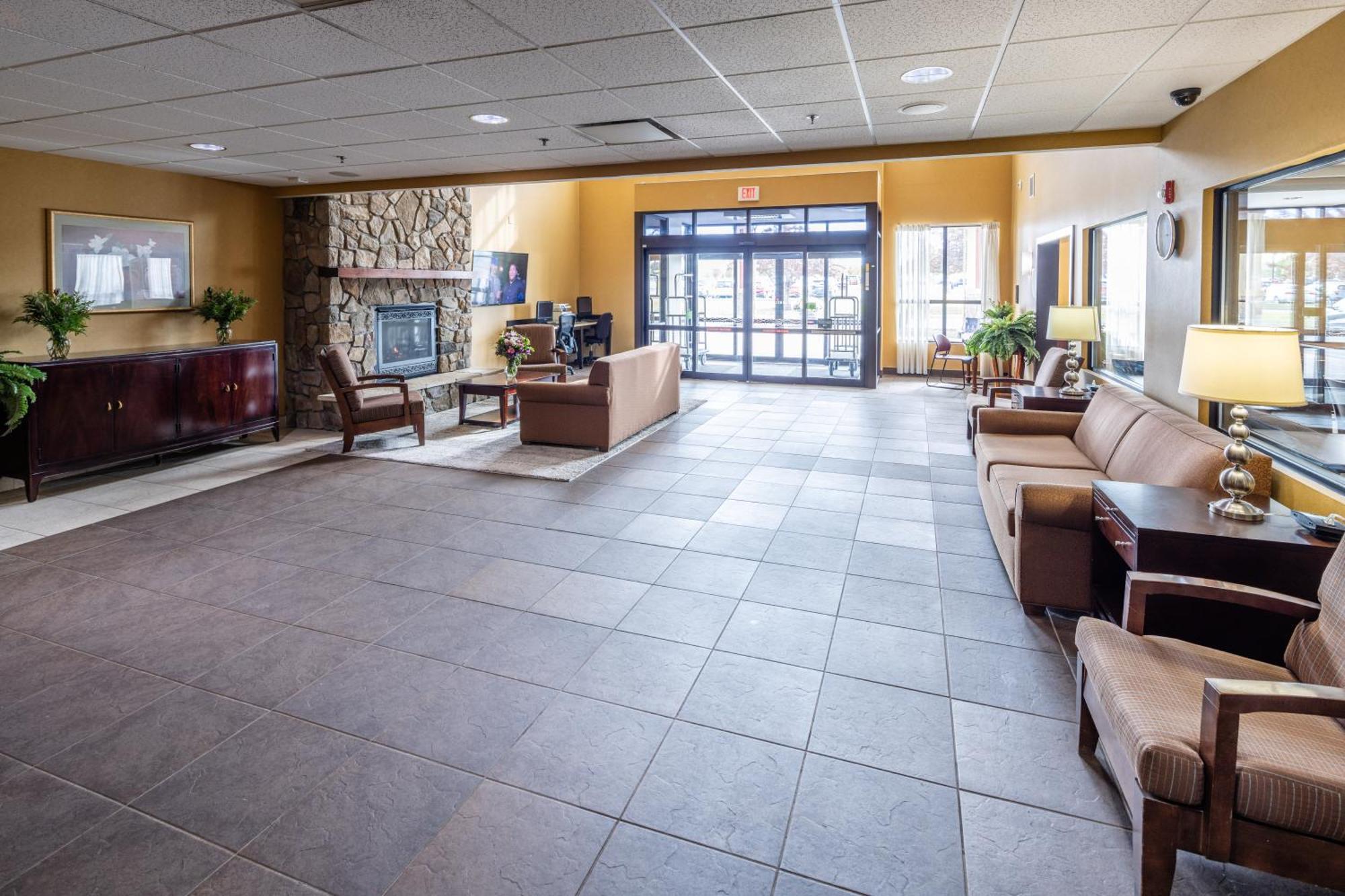 Akwesasne Mohawk Casino Resort And Players Inn Hotel -Formerly Comfort Inn And Suites Hogansburg Ny Exteriör bild