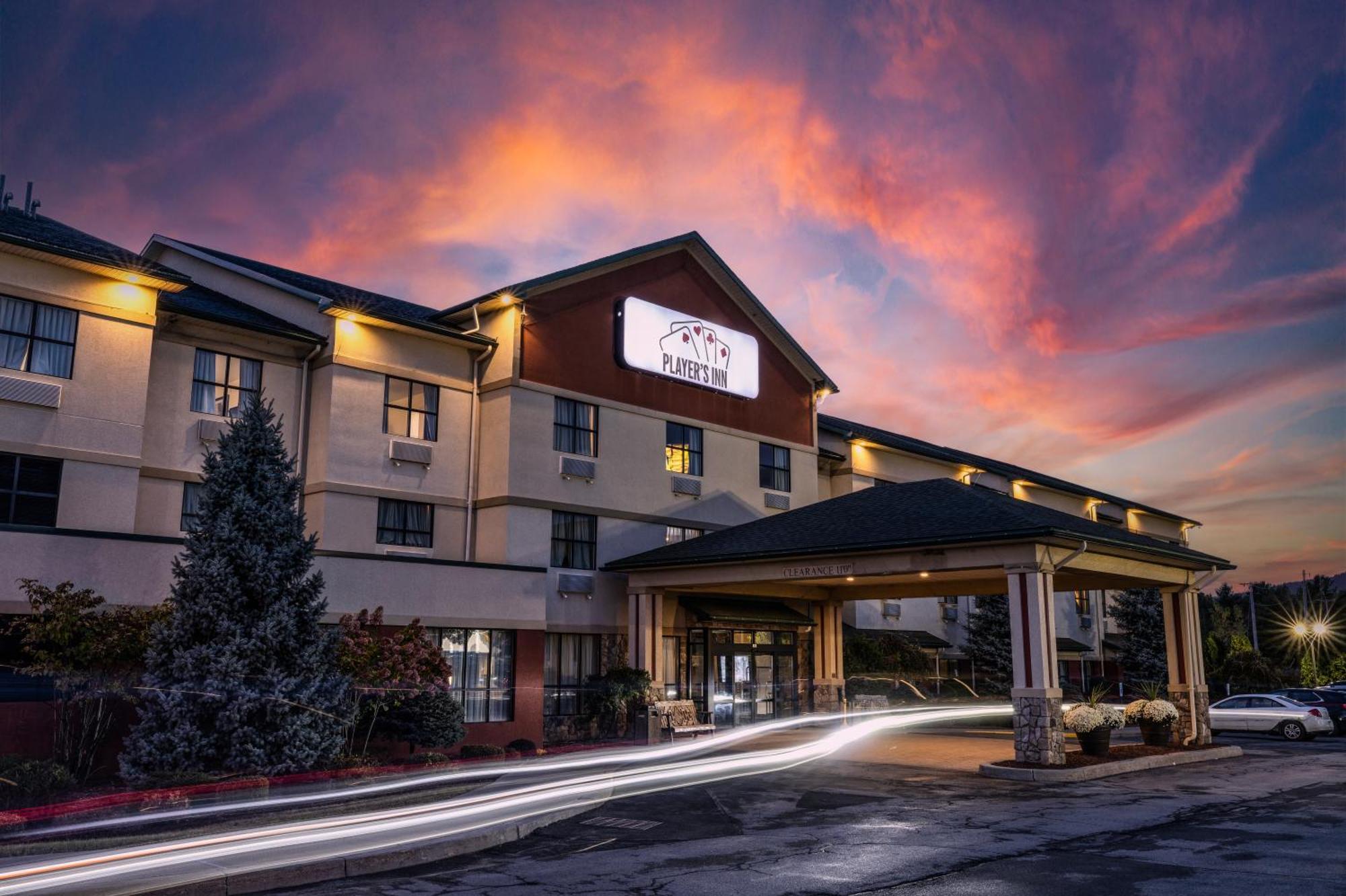 Akwesasne Mohawk Casino Resort And Players Inn Hotel -Formerly Comfort Inn And Suites Hogansburg Ny Exteriör bild
