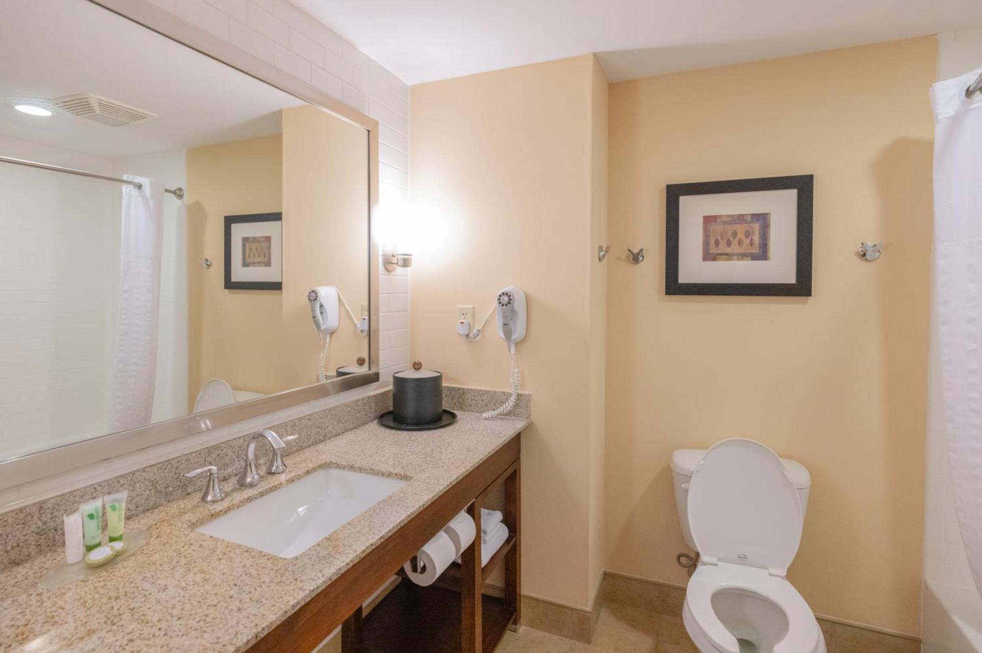 Akwesasne Mohawk Casino Resort And Players Inn Hotel -Formerly Comfort Inn And Suites Hogansburg Ny Exteriör bild